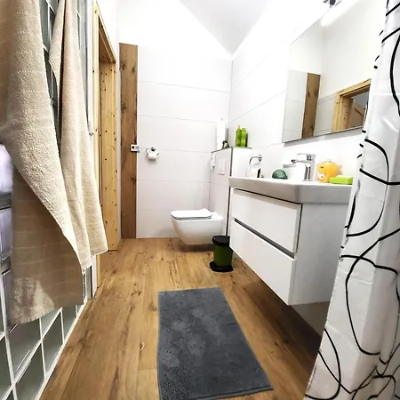 Agardy 1 Apartment