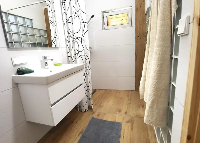 Lejlighed Agardy 1 *